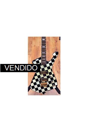 Ibanez Iceman ICB08 LTD Chess Ibanez Iceman ICB08 LTD Chess